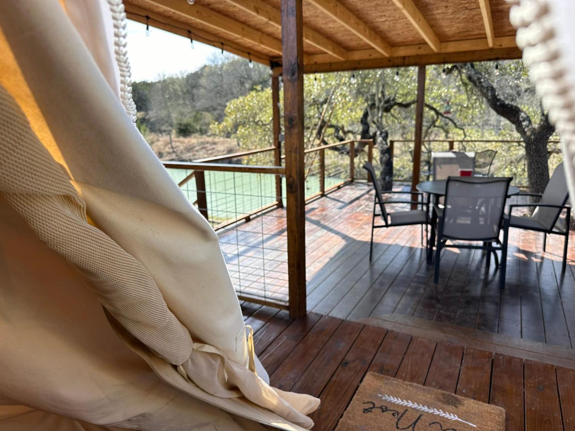 Bandera Stronghold Retreat Exterior photo